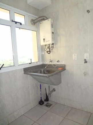 Imagem Amplo apartamento para locação em rua tranquila, com 4 dormitórios, sendo 1 suíte com hidromassa...