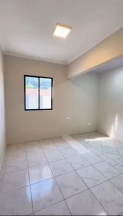 Imagem CASA COM 152 m² - MARAPÉ - SANTOS SP