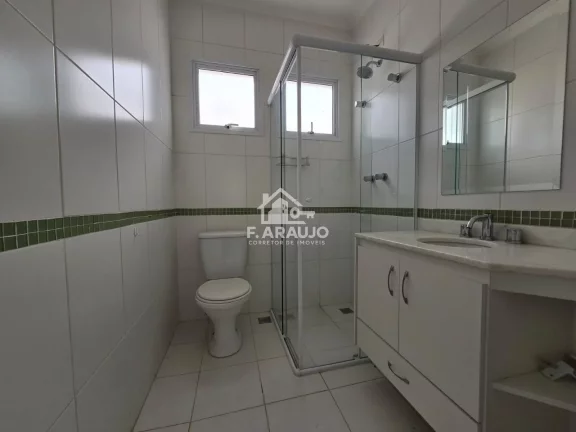 Imagem Casa á venda em condomínio fechado em Sorocaba-SP. 5 quartos, 2 suítes e lazer completo à venda em Sorocaba