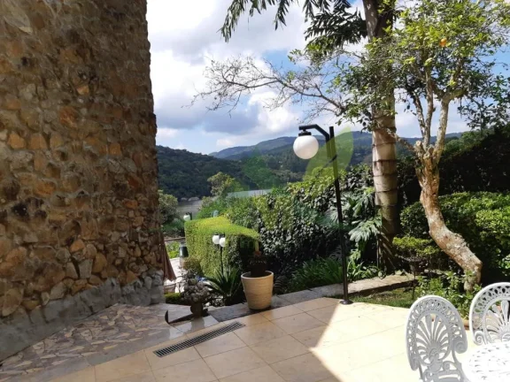 Imagem Linda Casa em Condomínio Fechado – Clube da Montanha, Atibaia