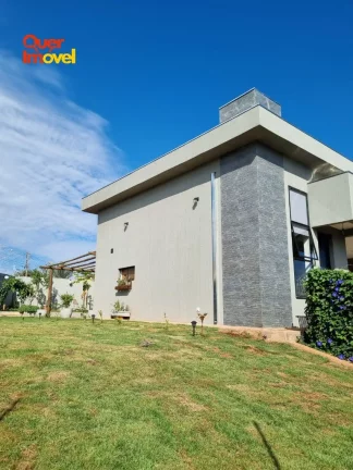 Imagem Oportunidade imperdível: Casa à venda na City Ribeirão, zona leste de Ribeirão Preto-SP. 2 quartos, 1 suíte, ampla sala, 2 banheiros, 4 vagas de garagem. 125,72 m² de área. Quer Imóvel Negócios Imobiliários.