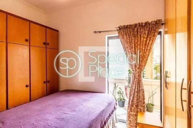 Imagem São 115m² de área privativa, dois dormitórios ( 1 suíte ) e 1 vaga na garagem. Living espaçoso...