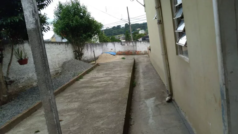 Imagem Terreno de Esquina Com Sobrado Não Averbado - Uberaba - R$900 MIL