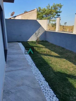 Imagem Imóvel com excelente acabamento totalmente térreo