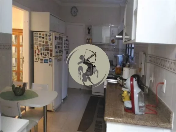 Imagem RICAMENTE DECORADO APARTAMENTO AMPLO, 4 SUITES, 4 VAGAS DEMARCADAS. ESTUDA APARTAMENTO MENOR OU COBE...