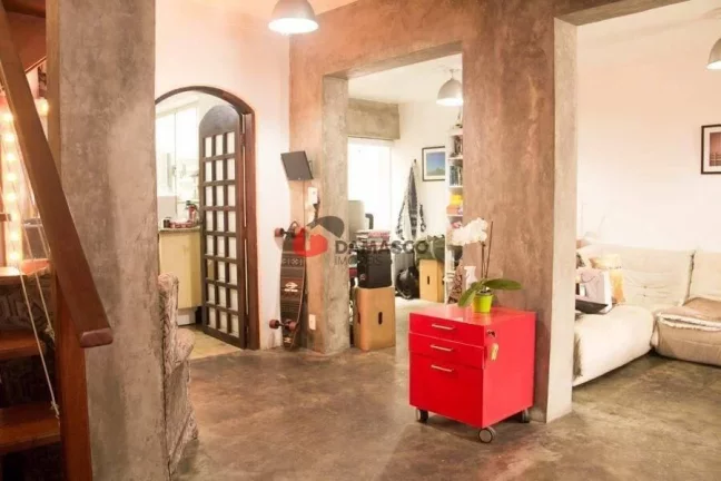 Imagem Sobrado à venda 3 Quartos, 1 Suite, 2 Vagas, 231M², Barcelona, São Caetano do Sul - SP