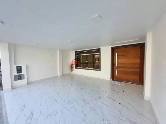 Imagem Sobrado à venda 3 Quartos, 3 Suites, 4 Vagas, Campestre, Santo André - SP