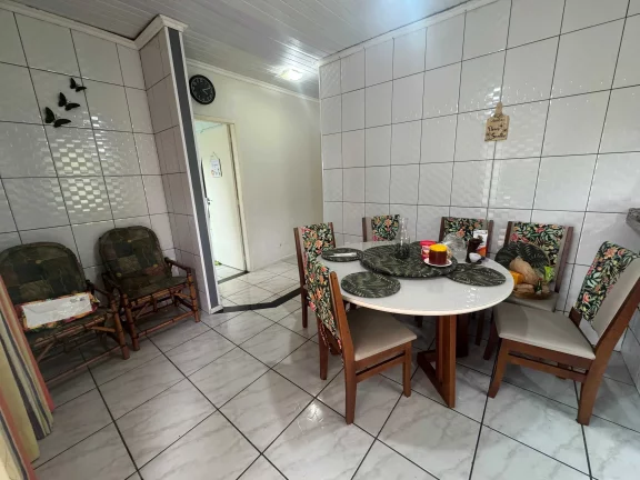 Imagem Casa ampla com piscina, 5 dormitórios sendo 2 suítes no bairro São Vicente em Itajaí/SC