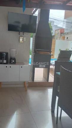 Imagem Casa Alto Padrão - 3 Quartos - 2 Suítes - Ponta de Campina, Cabedelo/PB