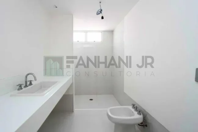 Imagem Imperdível oportunidade de investimento em apartamento de luxo no Jardim América, São Paulo-SP - 4 quartos, 3 suítes, 4 salas, 5 banheiros, 3 vagas, 402m².