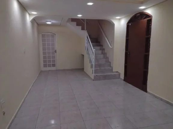 Imagem Sobrado Maravilhosos com 179 m² 3 Dormitorios 2 Vagas Garagens