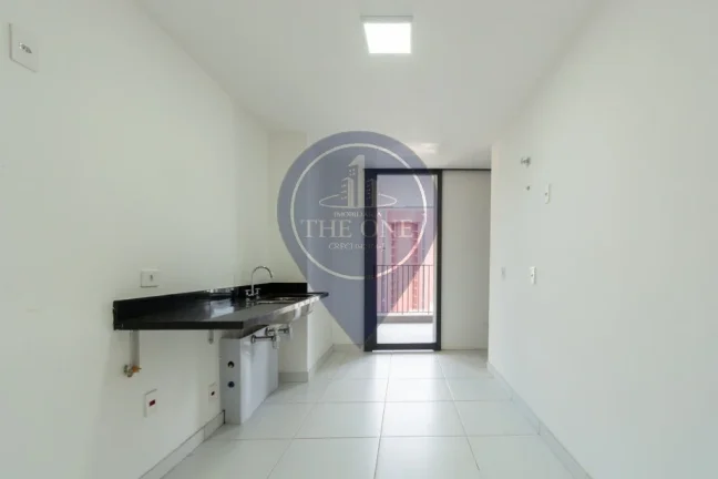 Imagem Amplo apartamento de luxo em Pinheiros, São Paulo-SP: 3 quartos, 3 suítes, 2 salas, 4 banheiros, 2 vagas, 178m². Aproveite!