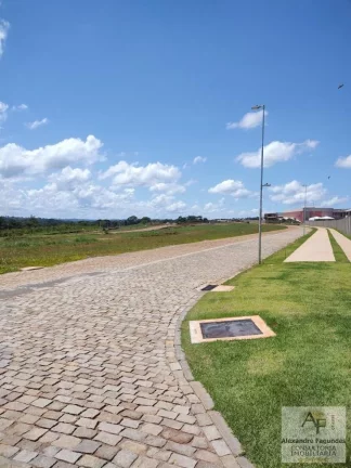 Imagem Lote em Condomínio Fechado para Venda em Goiânia, Parque Cidade