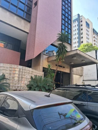 Imagem Sala Comercial com 50m² recém reformada em localização privilegiada de Moema/Zsul