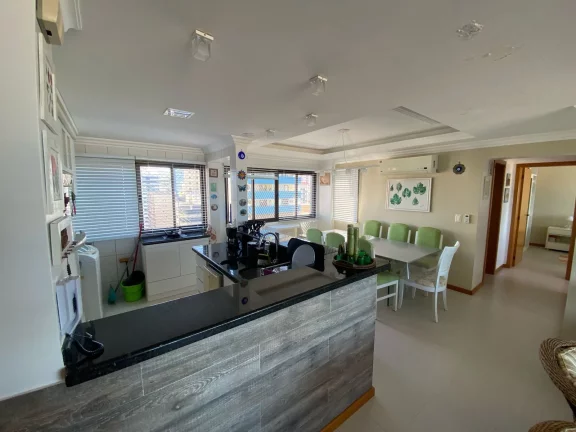 Imagem Apartamento à venda em Torres, Centro, com 2 quartos, 85m²