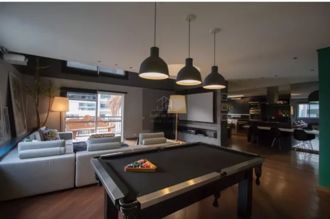 Imagem OPORTUNIDADE Apartamento Mobiliado 2 suites 2 vagas em Moema