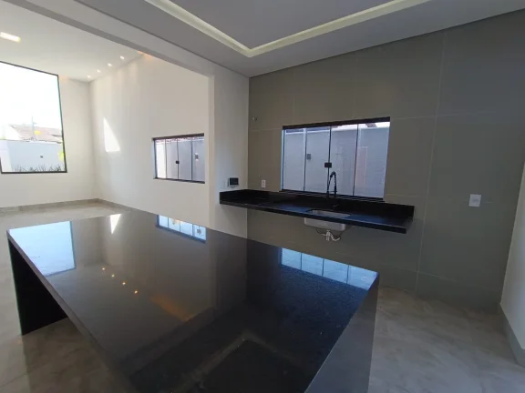 Imagem Casa De 3 Suites Sozinha No Lote No Bairro Cardoso