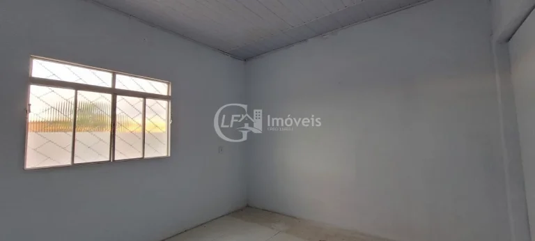 Imagem Casa Comercial para Locação no Bairro Amambaí em Campo Grande-MS: 6 Salas, 7 Banheiros, 20 Vagas de Garagem e 250m² de Área.