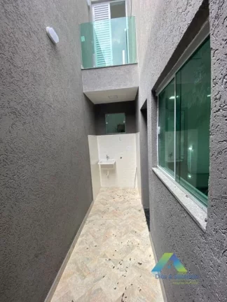 Imagem SANTO ANDRÉ Sobrado 144M² novo, 3 dormitórios, 3 vagas com ótima localização e valor !!!