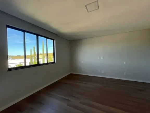 Imagem Casa Nova à Venda em Condomínio – Pronta para Morar!