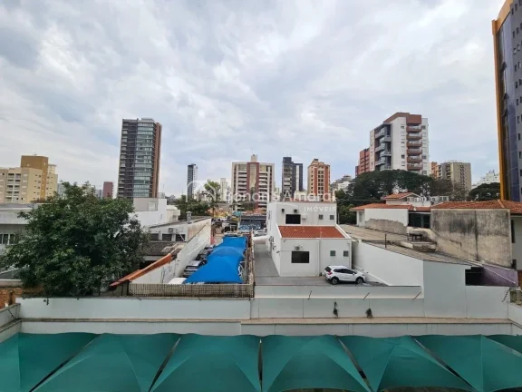 Imagem Apartamento com 94m² de área útil, em excelente localização e rua tranquila no bairro mais dese...