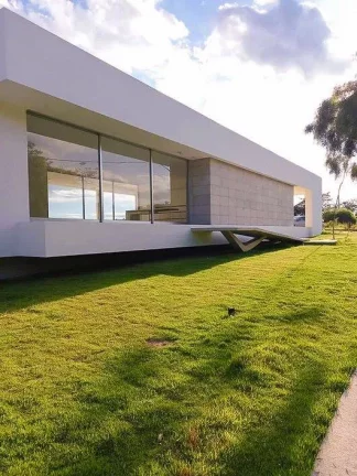 Imagem Residência Contemporânea de Alto Padrão no Condomínio Valle da Serra –Betim