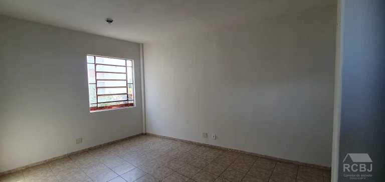 Imagem GALPAO COMERCIAL em ESMERALDAS - MG, CENTRO