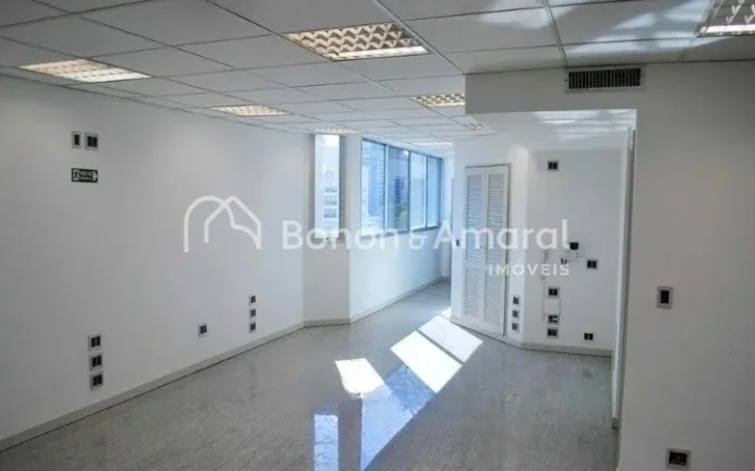 Imagem Venda , sala comercial , Cambuí , em Campinas
Local de fácil acesso , para a Norte Sul , avenida M...