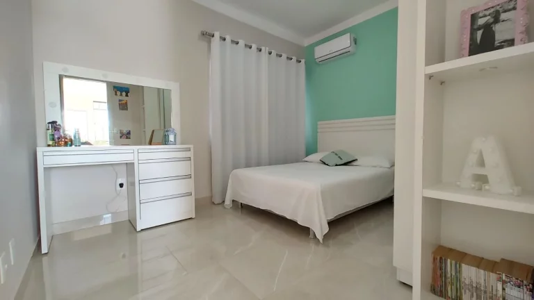 Imagem SOBRADO 4 QUARTOS SENDO 1 SUITE EM SÃO FRANCISCO DO SUL/SC