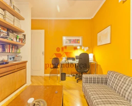 Imagem Apartamento com living para 3 ambientes, 3 dormitórios sendo 1 suíte com closet, banheiro e cozinh...