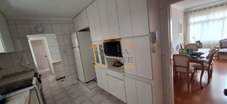 Imagem Apartamento 80m², 2 dormitórios com armários embutidos, 2 banheiros, sendo 1 de serviço, cozinha...
