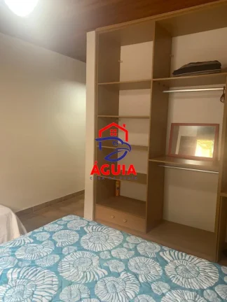 Imagem Ótima casa para aluguel de temporada em condomínio fechado a 100 metros da praia do Lázaro!!