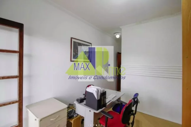 Imagem Oportunidade única: Casa espetacular para alugar no coração da cidade! 3 quartos amplos, churrasqueira, 5 vagas de garagem