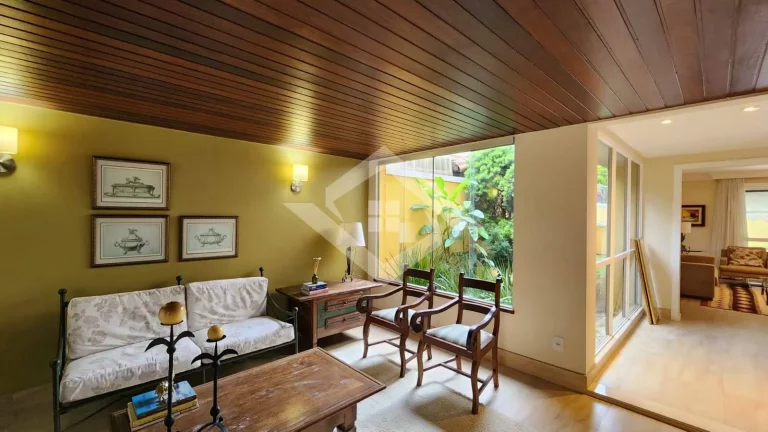 Imagem Casa de Luxo na Barra da Tijuca – Santa Mônica Classic – 4 Quartos, Piscina