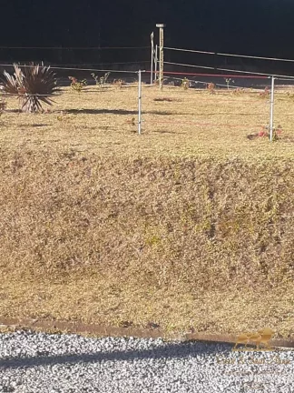 Imagem Lote de 2.500m² com Acesso a Duas Ruas!
