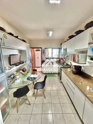 Imagem Apartamento com 3 dormitórios à venda, 245 m² por R$ 1.300.000,00 - Itapoa - Vila Velha/ES
