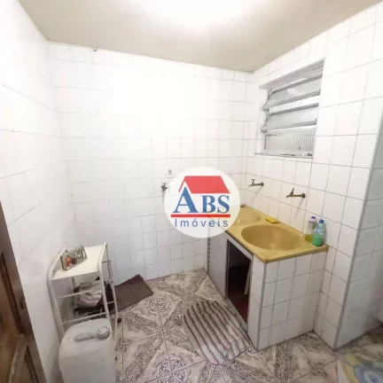 Imagem Amplo Sobrado Isolado com 3 dormitórios à venda, 179 m² por R$ 450.000 - Jardim Nova República - Cubatão/SP