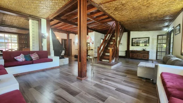 Imagem Casa para Venda em Teresópolis / RJ no bairro Albuquerque