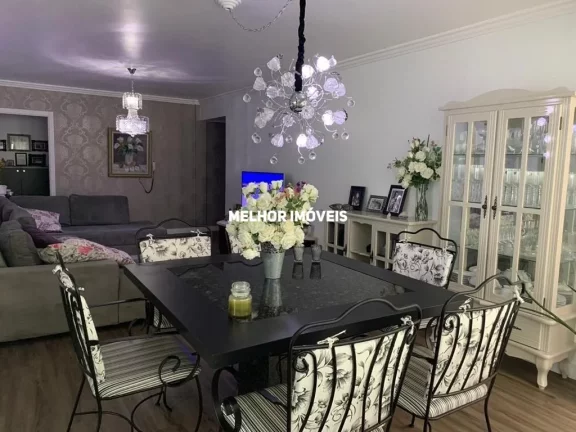 Imagem Apartamento à Venda com 03 dormitórios, localizado no centro de Balneário Camboriú - SC