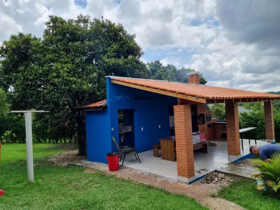 Imagem Linda Chácara para Venda com 2 Casas, Piscina, Área Gourmet, com 1.257m² terreno, 6 vagas, bairro Cruzeiro do Sul, em Santa Bárbara D`Oeste