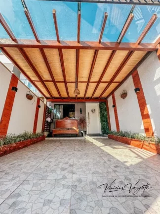 Imagem Casa / Sobrado para Venda em Camboriú / SC no bairro São Francisco de Assis