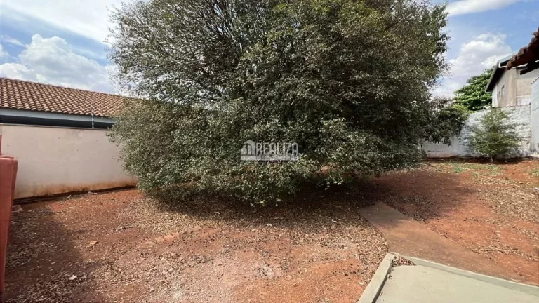 Imagem Casa à venda com 5 dormitórios no bairro Estados Unidos, Uberaba