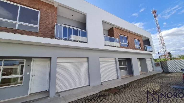 Casa de2 Dormitórios em Condomínio Fechado - Residencia Floratta