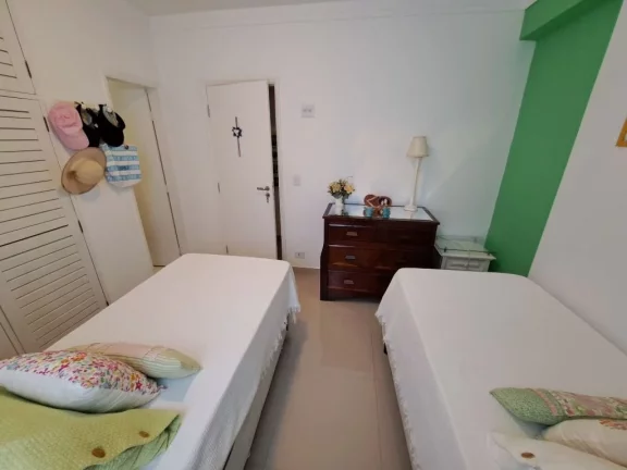 Imagem APARTAMENTO AMPLO TOTALMENTE REFORMADO COM 5 SUÍTES COM VISTA PARA O MAR