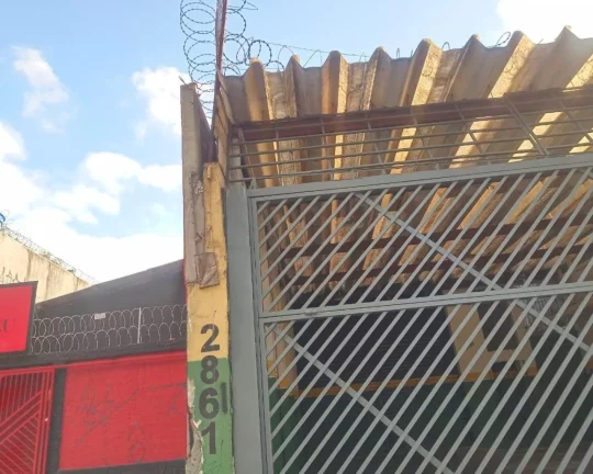 Imagem Galpão na Av. Corifeu de Azevedo com 250m²