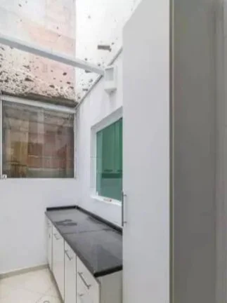 Imagem Casa assobradada residencial, bem distribuída e pronta para morar.