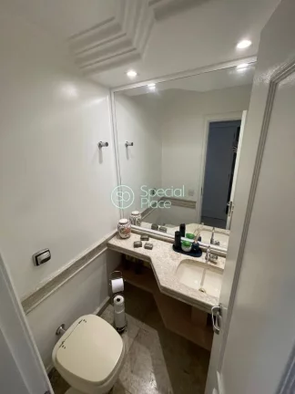 Imagem Apartamento com bastante luz natural, uma planta ampla, 1 km do Shopping Ibirapuera, Colégio Móbil...