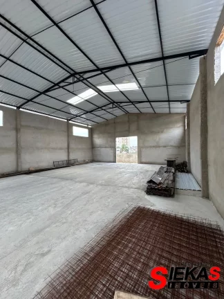 Imagem Galpão Comercial para Locação em São Paulo-SP, Vila prudente: 5 Salas, 5 Banheiros, 12 Vagas de Garagem, 555m²!