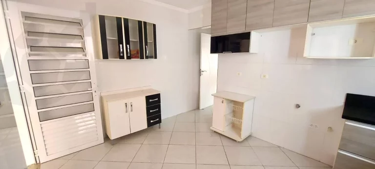 Imagem J. UMUARAMA * SOBRADO * 4 DORM. * 2 SUÍTES * 2 GARAGENS