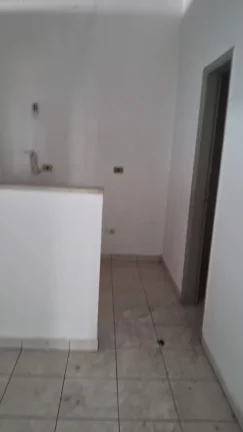 Imagem Ponto Comercial de 300m² na Vila Sônia - São Paulo-SP: 5 Banheiros, 4 Vagas de Garagem!